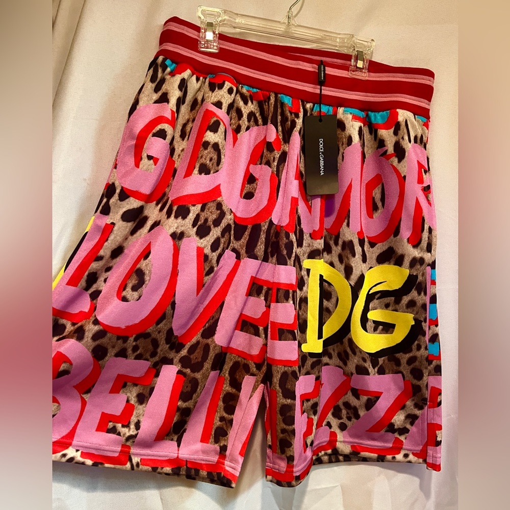 Dolce & Gabbana Leopard Shorts